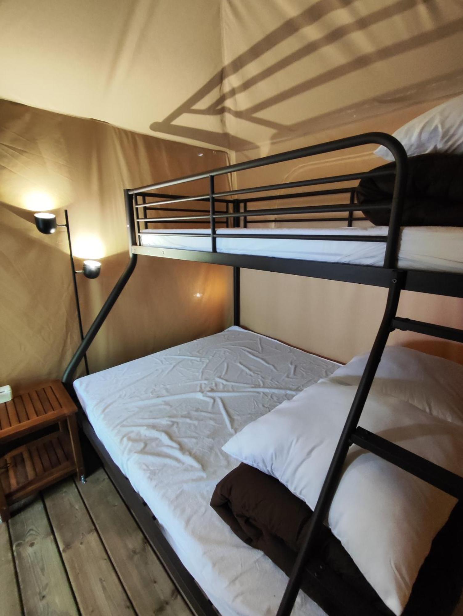 Camping Porte Des Alpilles By M.A Destination Glamping Saint-Étienne-du-Grès Exteriér fotografie